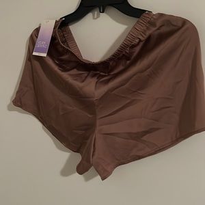 Stars above, size L and brand new shorts